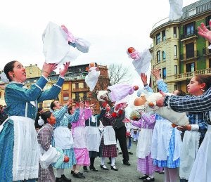 Iñudes y artzaias llegaron al Antiguo