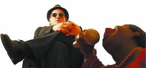 Relax. Javier Gurruchaga se  piensa tranquilo  los numeritos de  su próximo musical.  :: J. Ramón Ladrá