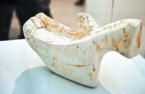 Oteiza. 'Mano de pelotari', realizada por el escultor en 1954.