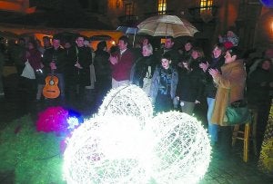 Acto de encendido de luces navideñas por parte de Murkil y las autoridades locales. ::
ETXEBERRIA