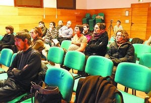 Imagen de la charla ofrecida por Olariaga y Oliden, hace unos días.