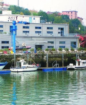 Azti. La sede de este organismo en Pasaia. ::
VIÑAS