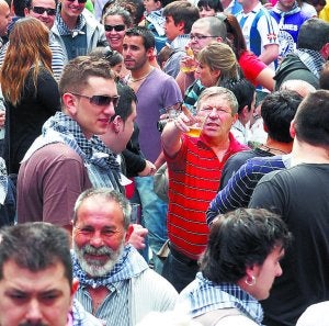 Cientos de vecinos y visitantes llenaron todos los rincones.
