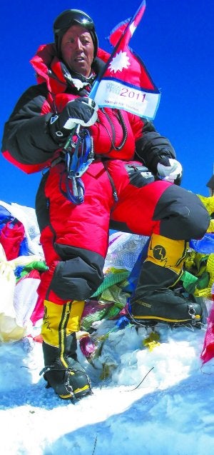 Everest. Apa Sherpa, en el techo del mundo. ::
DV