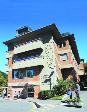 Clínica de la Asunción, en Tolosa. ::                             JOSÉ MARI LÓPEZ