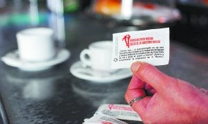 Dulce. Los azucarillos plantean veinte preguntas en castellano y otras tantas en euskera, en torno al Museo. ::
FÉLIX MORQUECHO