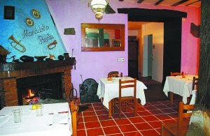 Mejoras. Se han llevado a cabo en el paso entre comedores y en los baños cercanos. ::
JUANTXO