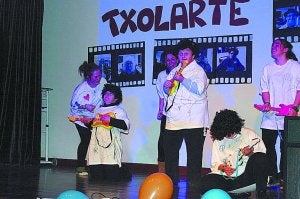 Las ganas y la ilusión por parte de los integrantes de Txolarte quedaron bien reflejadas en cada una de las actuaciones en el escenario.