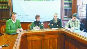 Iñaki Iturrioz, Belén Sierra, Javier Iguíñiz y Borja Arteaga presentaron las nuevas condiciones.