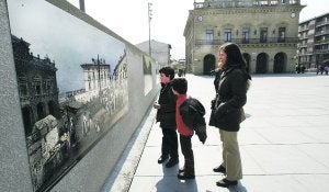 Un grabado de mediados del siglo XIX es la imagen más antigua de las 10 expuestas en San Juan. ::                             DE LA HERA