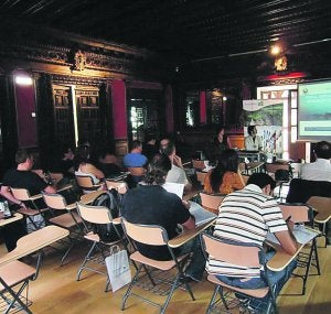 Reunión del proyecto 'Geoempleo' en el Palacio Agirre.
