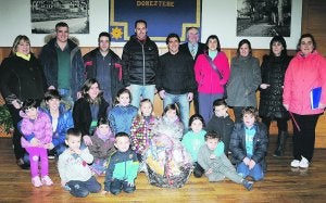 Doneztebarrak entrega los premios a los mejores disfraces del Carnaval