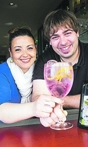 Vanesa Muñoz y David Villalva del Arkupe. ::
F. DE LA HERA