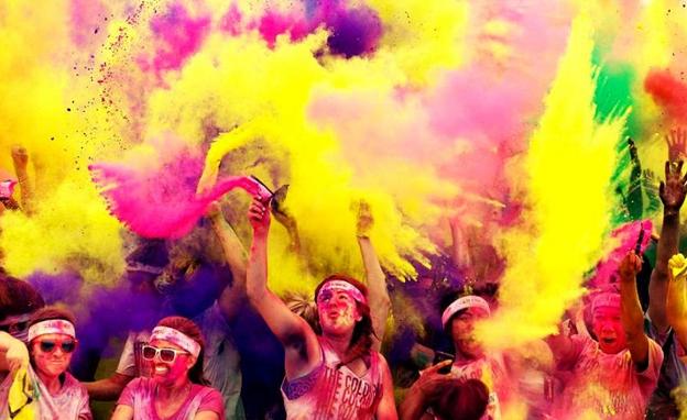 Ponferrada celebrara la segunda edición de la carrera solidaria '5 kilómetros de color'.