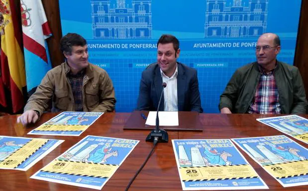 El edil de Medio Rural, Iván Alonso, junto al alcalde de barrio de Manzanedo de Valdueza, Agustín Casares (I) y el presidente de la Junta Vecinal de San Cristóbal de Valdueza, Luis Álvarez, en la presentación de las jornadas.