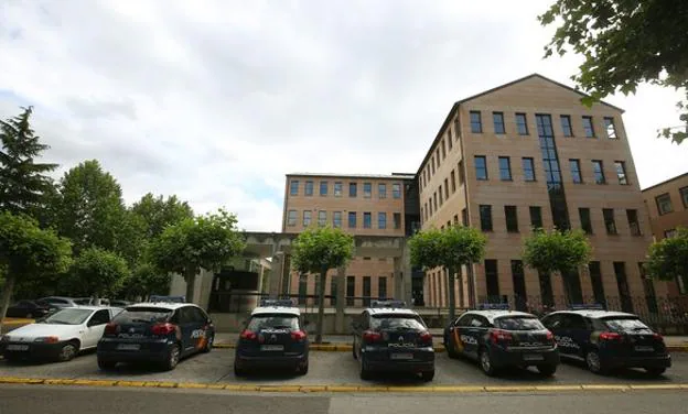 Edificio de la Comisaría Nacional de Policía en Ponferrada.