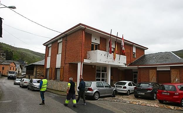 Ayuntamiento de Trabadelo.