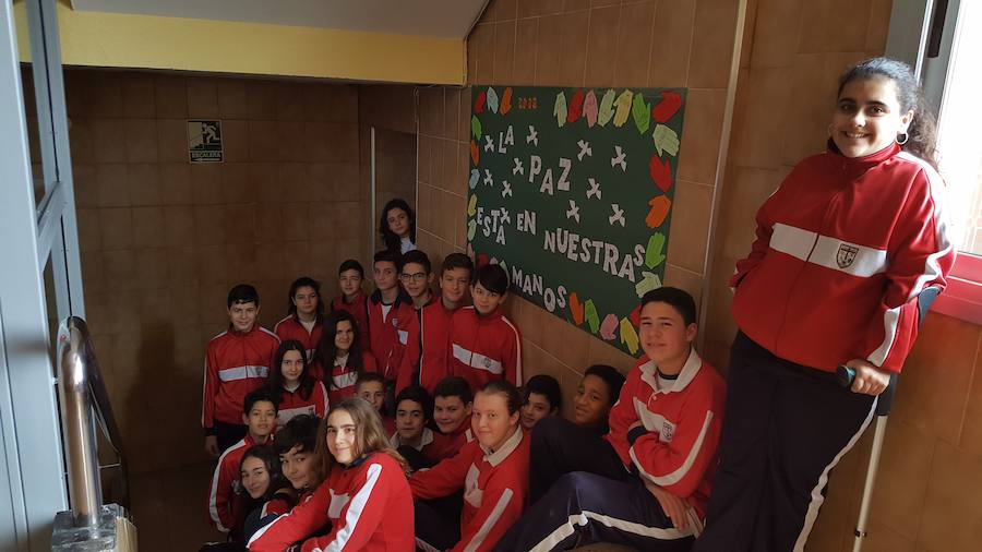 Imagen principal - Unidos por la paz