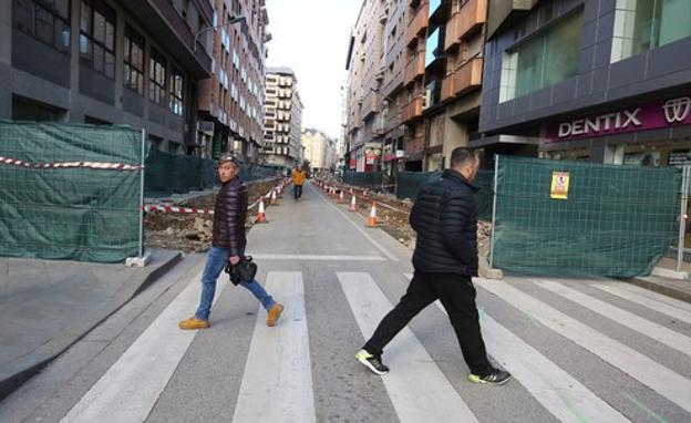 Obras de remodelación de la calle Camino de Santiago.