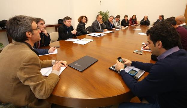 Reunión constituyente de la Plataforma del Ferrocarril.