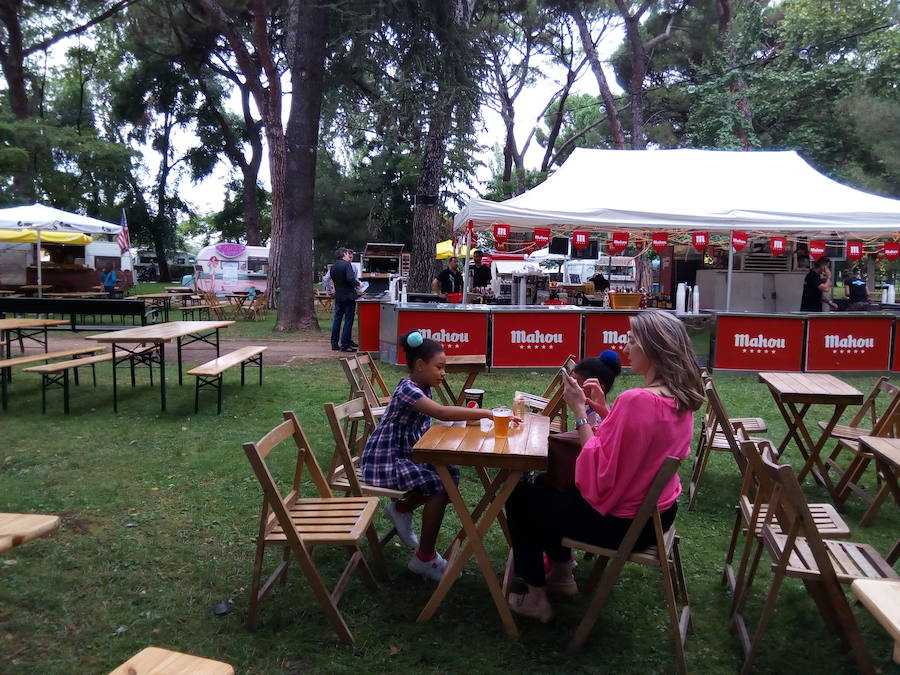 Fotos: IV Festival Food Trucks Street en el parque del Plantío de Ponferrada