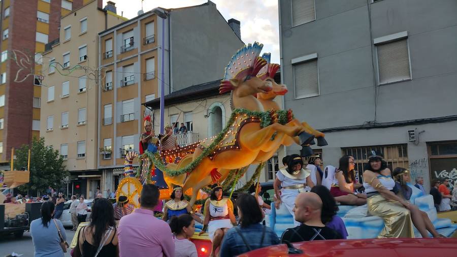 Fotos: Desfile de carrozas