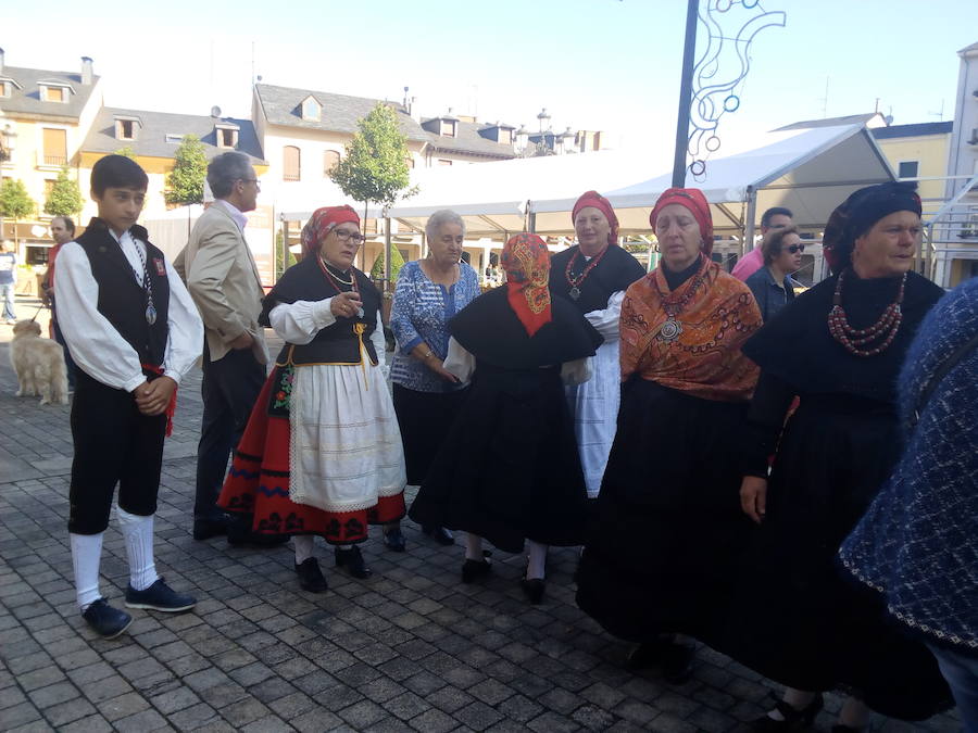 Fotos: Ponferrada rinde homenaje a sus pedáneos