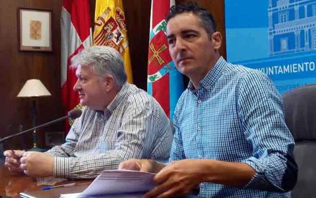 El concejal de Obras, Roberto Mendo, junto al teniente de alcalde y concejal de Movilidad, Ricardo Miranda.