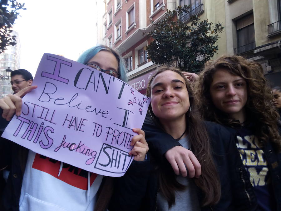 Fotos: Manifestación de estudiantes en Ponferrada