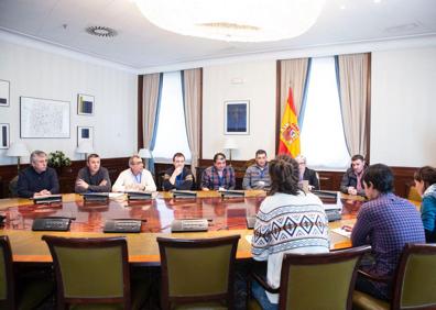 Imagen secundaria 1 - Podemos exige que los empleados de las subcontratas no se vean desamparados ante el cierre de las centrales