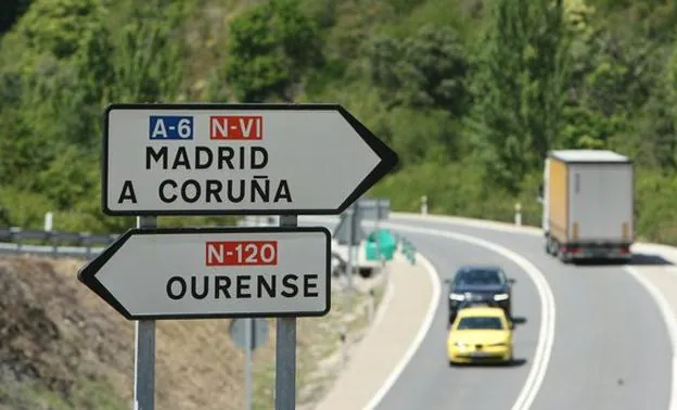 La carretera Nacional 120 une en la actualidad Ponferrada con Orense.