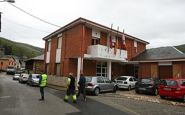 Ayuntamiento de Trabadelo.