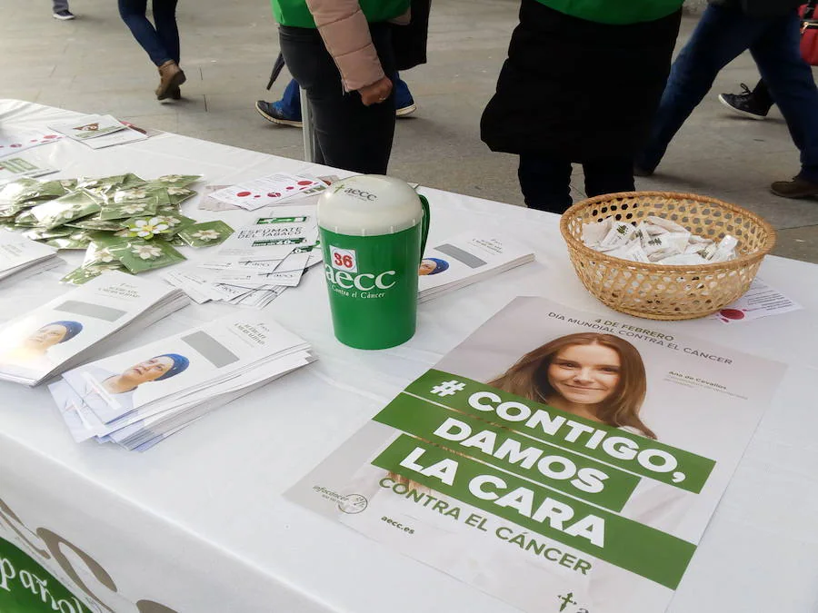 Fotos: Día Mundial contra el Cáncer en Ponferrada