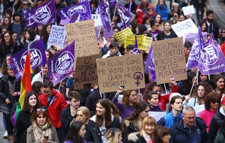 Fotos: Manifestación del 8-M en Ponferrada