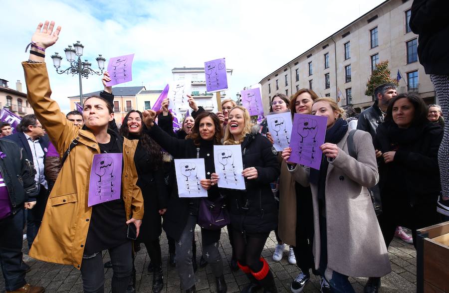 Fotos: Manifestación del 8-M en Ponferrada