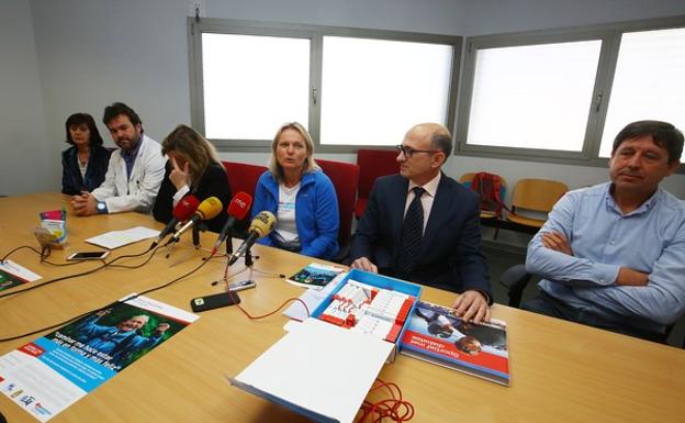 Presentación del proyecto de salud relacionado con la diabetes y el ejercicio físico con la participación de la Gerencia de Asistencia Sanitaria del Bierzo (Gasbi), en torno al Camino de Santiago del Manzanal y de Invierno.