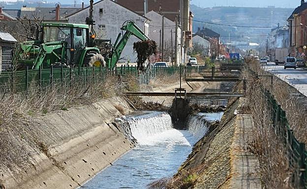Canal Bajo del Bierzo. 