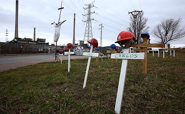 Campamento de los trabajadores de las empresas auxiliares de la central térmica de Compostilla en Cubillos del Sil.