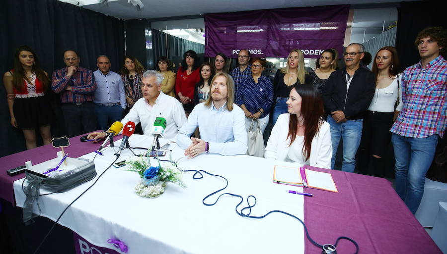 Fotos: El líder autonómico de Podemos, Pablo Fernández, en Camponaraya