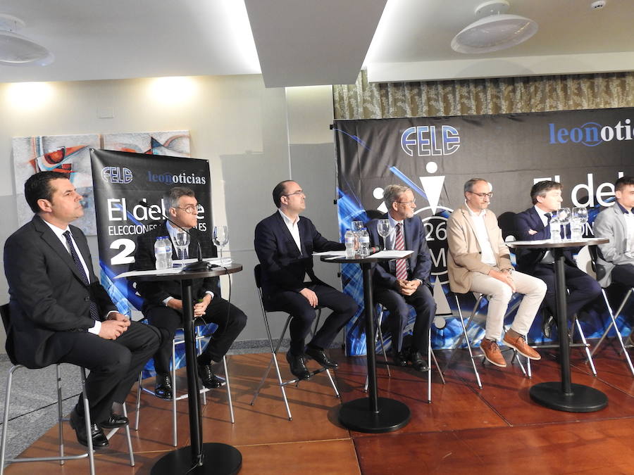 Fotos: Debate de leonoticias y la Fele en Ponferrada