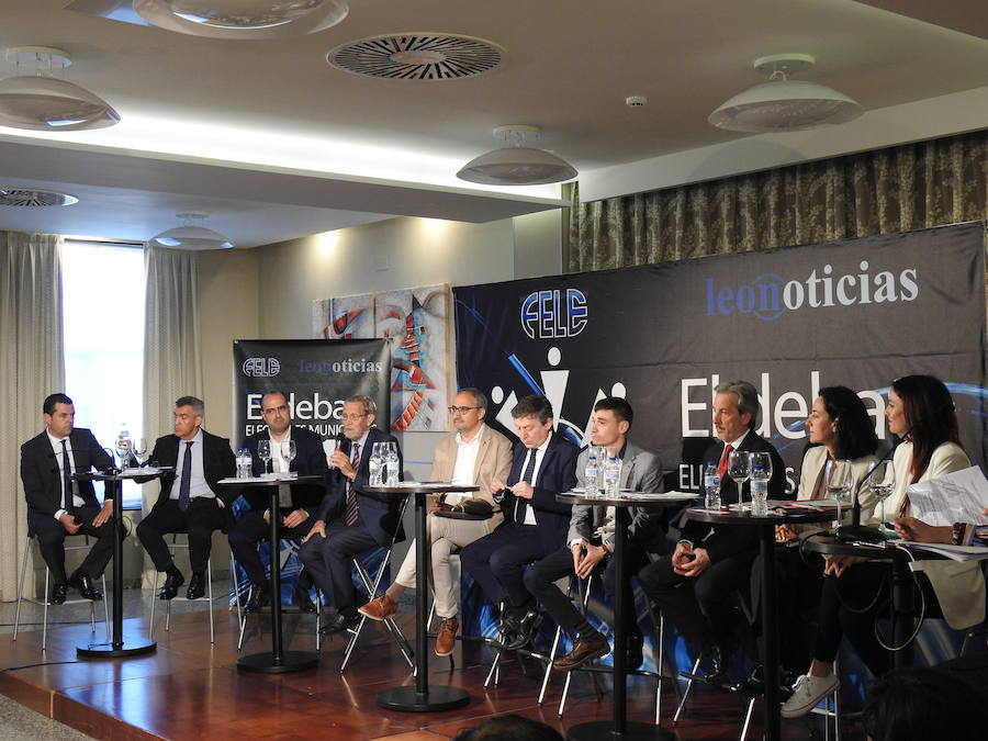 Fotos: Debate de leonoticias y la Fele en Ponferrada