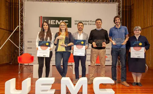 El Colegio La Inmaculada de Camponaraya recoge el segundo premio de buenas prácticas docentes en innovación educativa