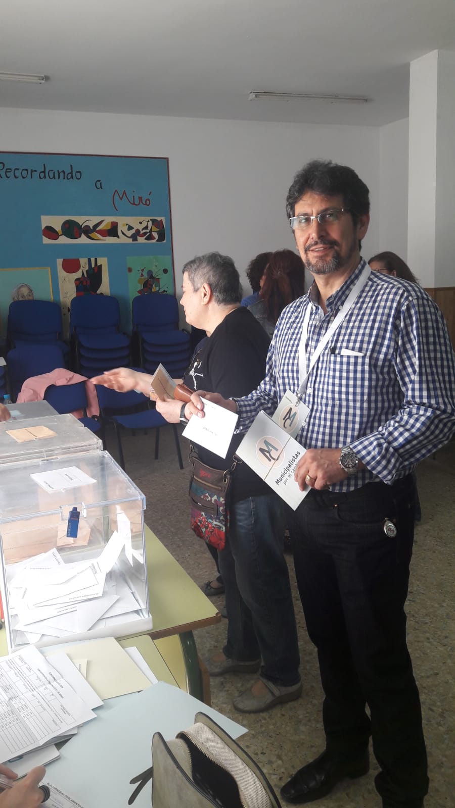 Fotos: Los candidatos a la Alcaldía de Ponferrada votan