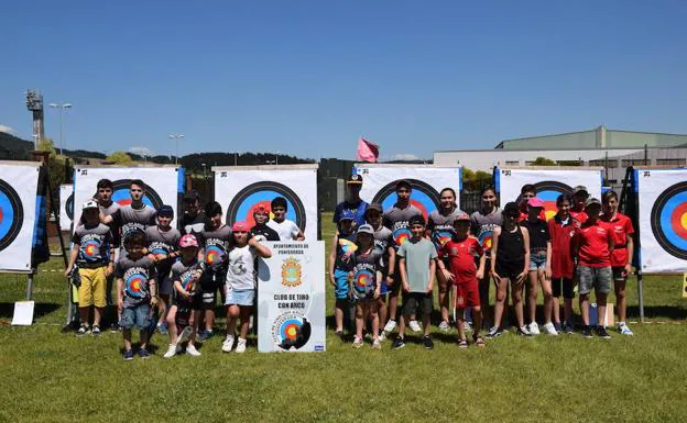 La Escuela Municipal de Tiro con arco de Ponferrada triunfa en su torneo