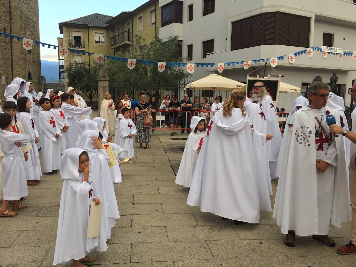 Fotos: Nombramiento de pequeños escuderos