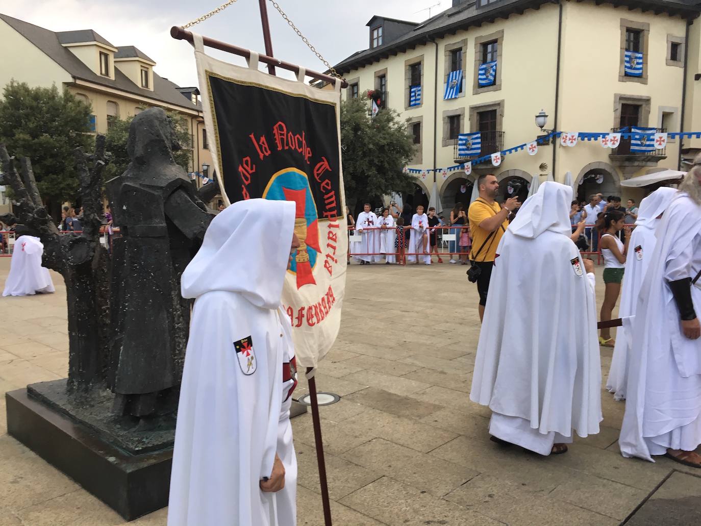 Fotos: Nombramiento de pequeños escuderos