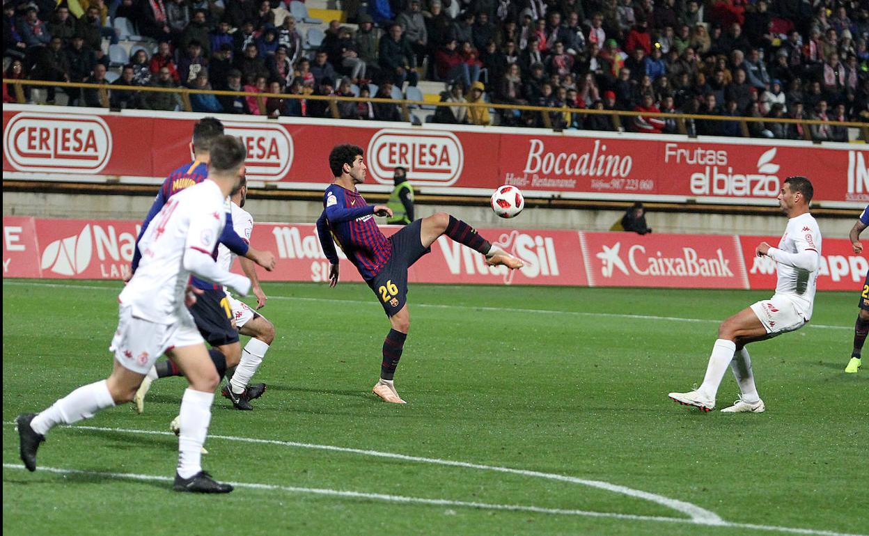 Un instante del partido de Copa entre Cultural y Barcelona de la pasada temporada.