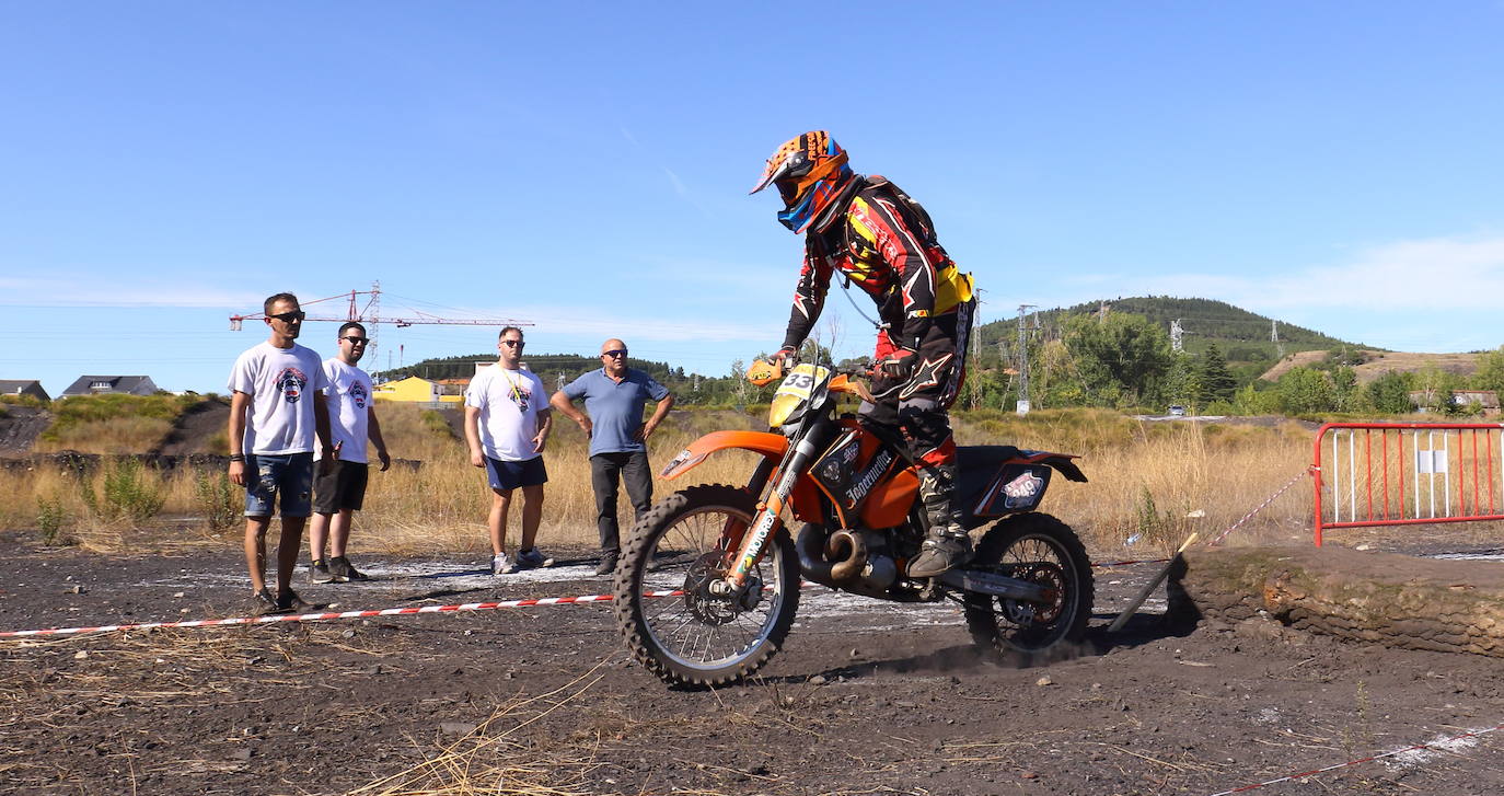 Fotos: Quedada de Motociclismo 'Súper Enduro'