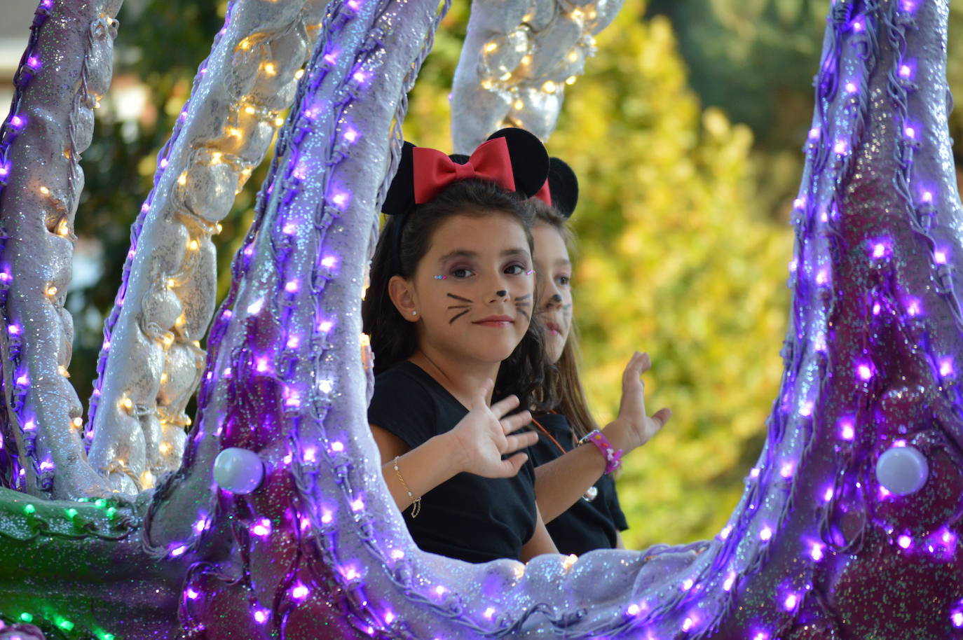 Fotos: Desfile de carrozas La Encina 2019