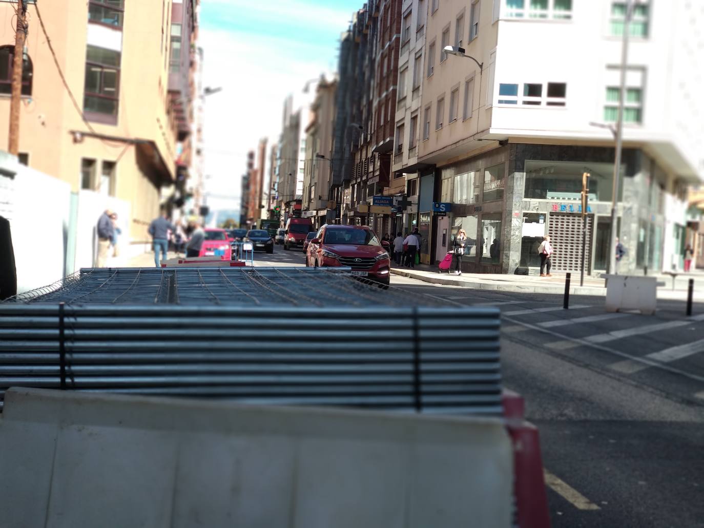 Fotos: Comienzan las obras de remodelación de la calle Gómez Núñez de Ponferrada